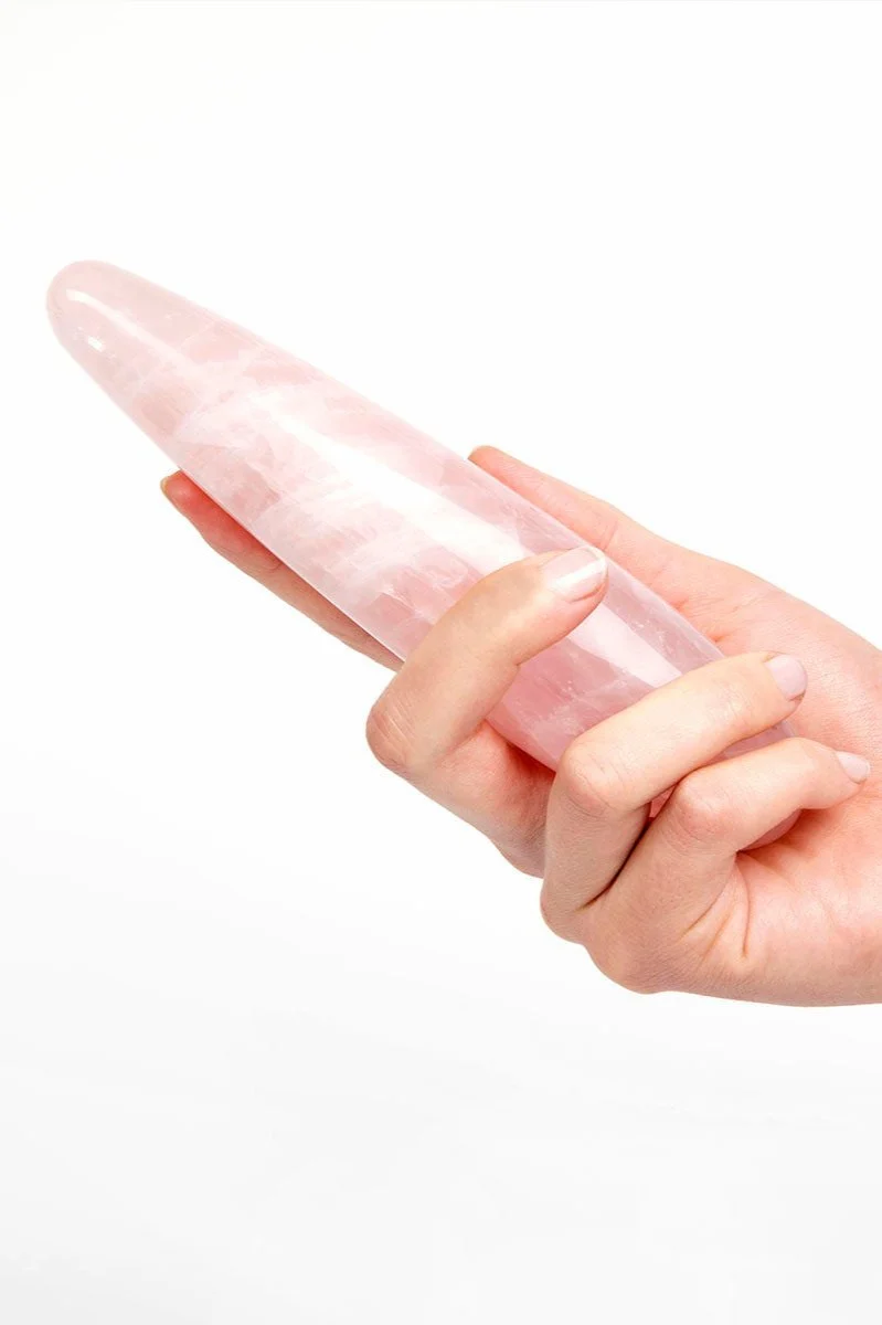 Dildo in cristallo di quarzo rosa The Heart originale di Chakrubs