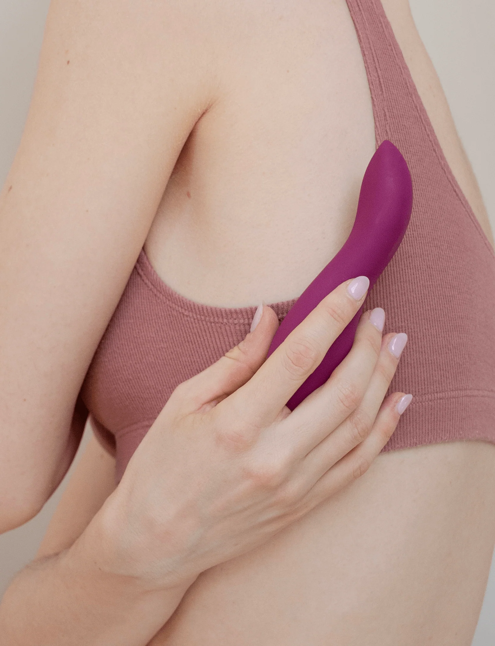 Vibratore essenziale Dip per piacere interno ed esterno