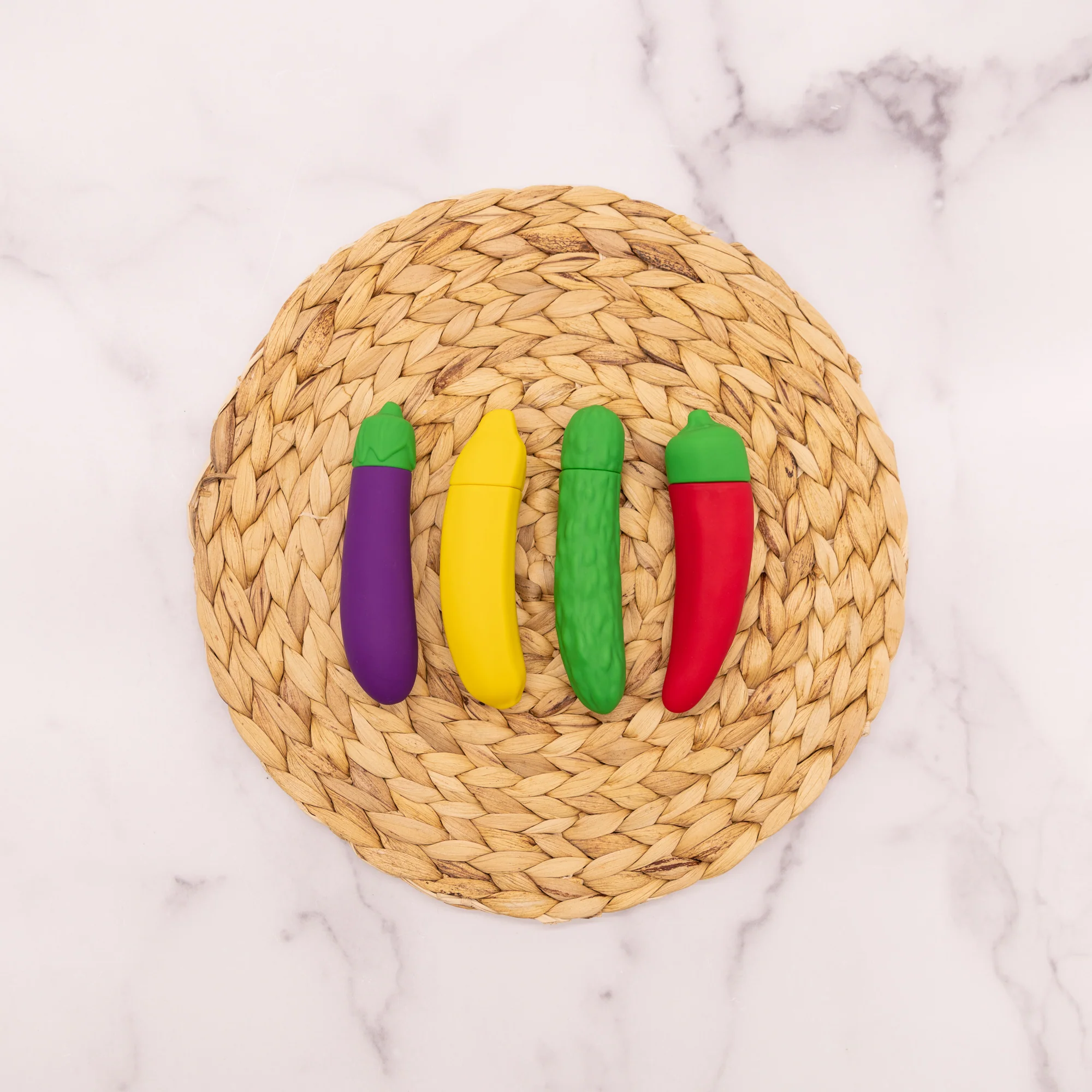Fruit Basket Set 水果籃套裝，內含 Eggplant、Banana、Chili Pepper 及 Pickle 震動棒