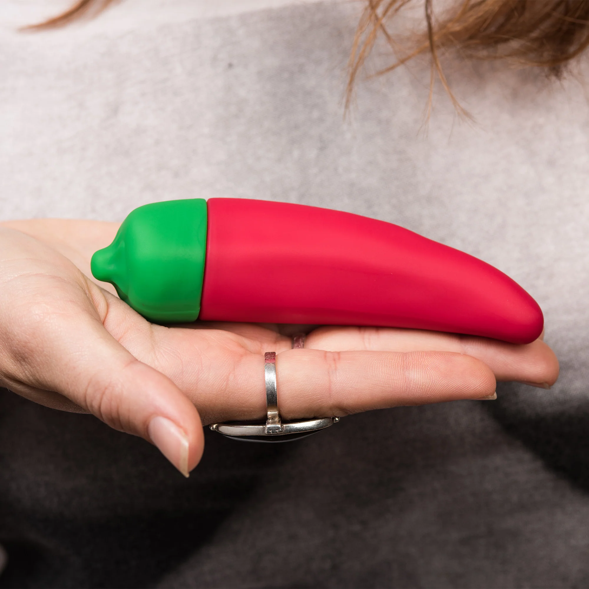 Emojibator Chili Pepper bullet vibrator med 10 mønstre