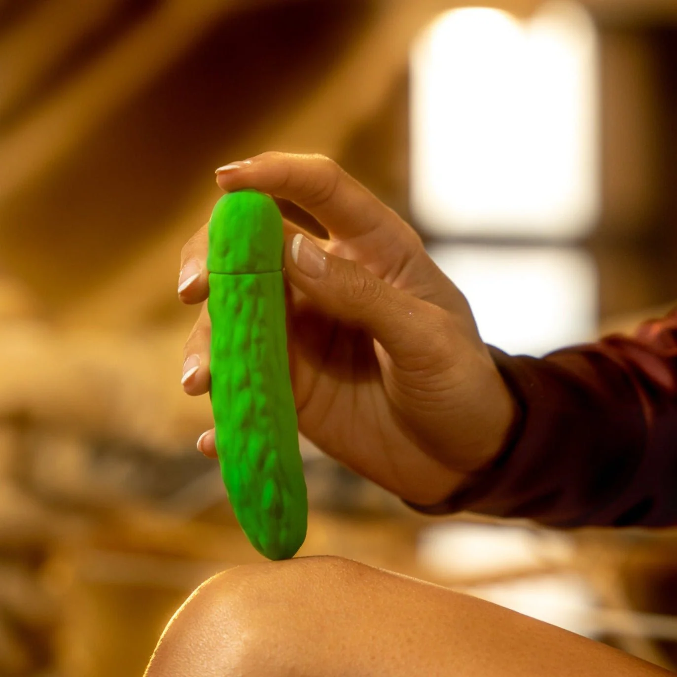 Pickle Emojibator Bullet Vibrator With 10 Vibration Patterns