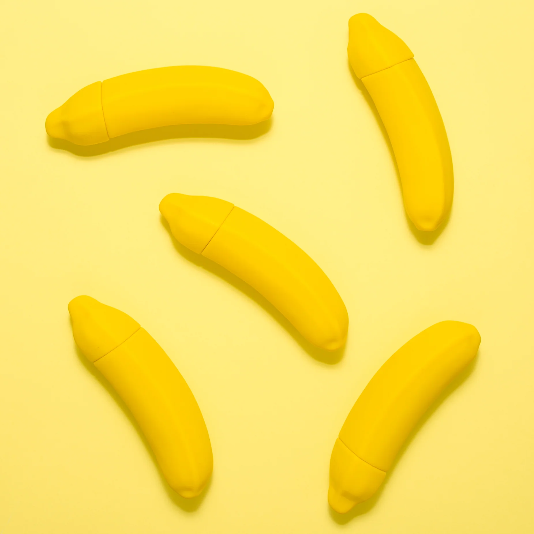 Vibromasseur balle Emojibator Banana pour jeu waterproof