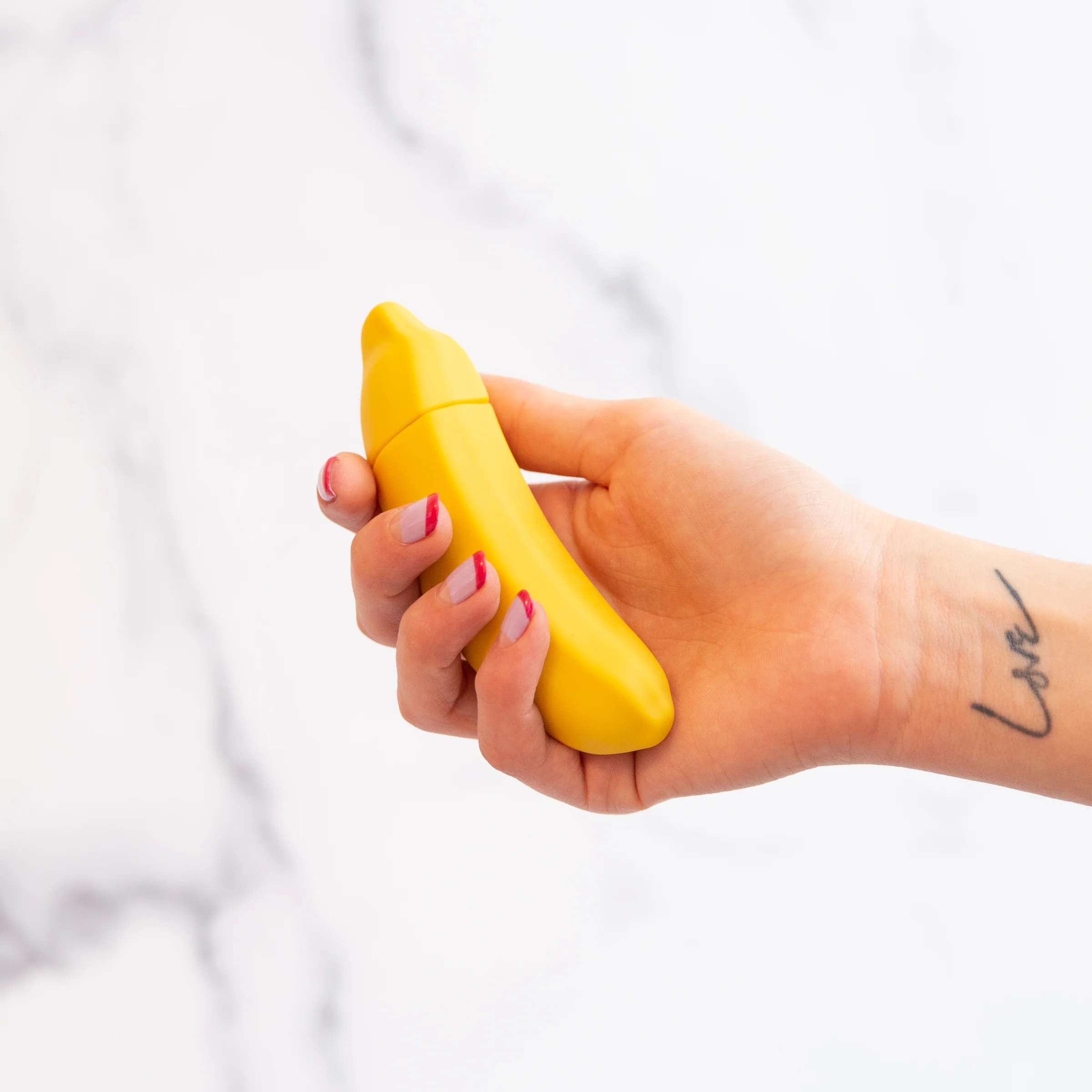 Vibromasseur balle Emojibator Banana pour jeu waterproof